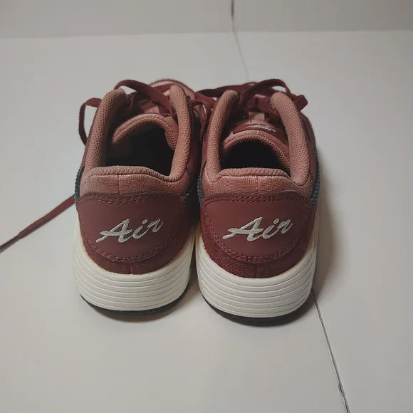 Nike Air Max SC SE Women's  Sneakers Size 9.5 - Picture 5 of 9